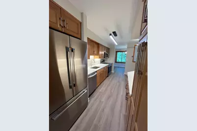 1615 E Central Road #422-C, Arlington Heights, IL 60005 - Photo 6