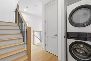 6414 N Francisco Ave, Chicago, IL 60645 - Photo 24