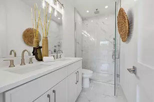 6414 N Francisco Ave, Chicago, IL 60645 - Photo 18
