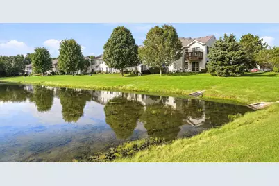 2469 Stoughton Circle #2469, Aurora, IL 60502 - Photo 2