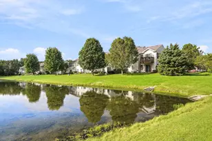 2469 Stoughton Cir, Aurora, IL 60502 - Photo 2