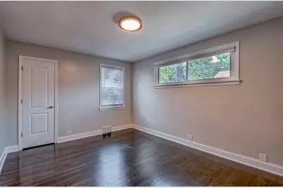 5145 Mulford Street, Skokie, IL 60077 - Photo 10