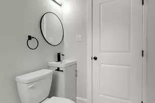 132 N Pinecrest Rd, Bolingbrook, IL 60440 - Photo 18