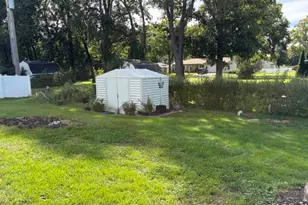915 W 1st St, Spring Valley, IL 61362 - Photo 18