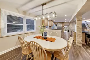 1036 W Skylark Dr, Palatine, IL 60067 - Photo 12