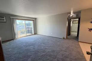 6440 Pamela Ln, Chicago Ridge, IL 60415 - Photo 2