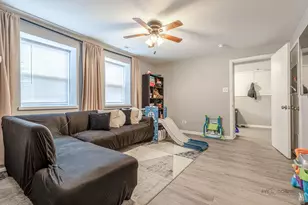 5122 W 30th Pl, Cicero, IL 60804 - Photo 8