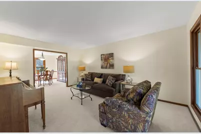 516 Bovidae Circle, Naperville, IL 60565 - Photo 6