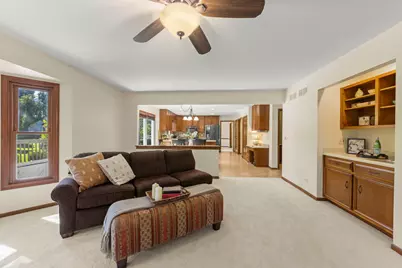 516 Bovidae Circle, Naperville, IL 60565 - Photo 10