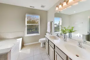 2754 Bull Run Dr, Aurora, IL 60503 - Photo 22