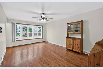 8632 W Ainslie Street, Norridge, IL 60706 - Photo 6