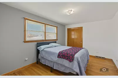 5104 S Menard Avenue, Chicago, IL 60638 - Photo 14