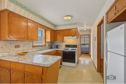 5104 S Menard Avenue, Chicago, IL 60638 - Photo 6