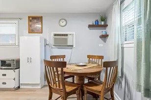 9420 Kelvin Ln, Schiller Park, IL 60176 - Photo 6