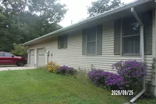221 North St, Woodland, IL 60974 - Photo 8
