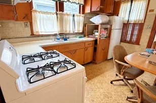 6243 W Waveland Ave, Chicago, IL 60634 - Photo 4
