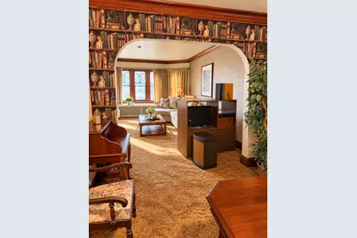 6243 W Waveland Avenue, Chicago, IL 60634 - Photo 2