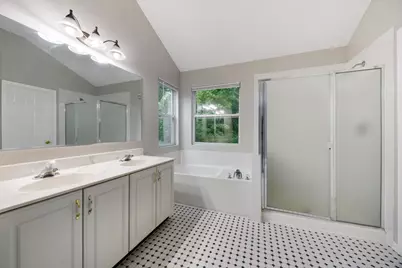 1451 Richmond Lane, Algonquin, IL 60102 - Photo 18