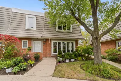 1491 Avignon Court, Highland Park, IL 60035 - Photo 2