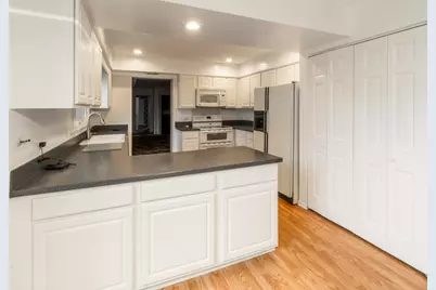 1491 Avignon Court, Highland Park, IL 60035 - Photo 8