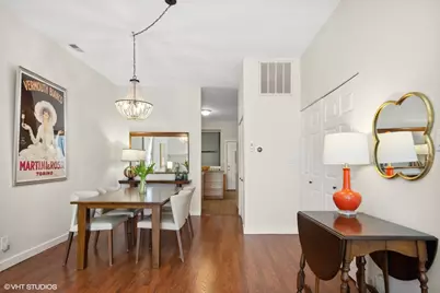 2008 W Roscoe Street #2, Chicago, IL 60618 - Photo 8