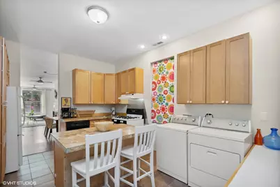2008 W Roscoe Street #2, Chicago, IL 60618 - Photo 6