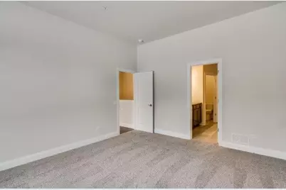 331 Camberley Lane, Lincolnshire, IL 60069 - Photo 12