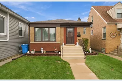 3242 N Oleander Avenue, Chicago, IL 60634 - Photo 1