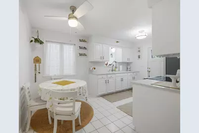 3242 N Oleander Avenue, Chicago, IL 60634 - Photo 4