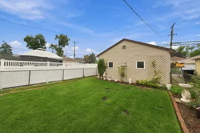3242 N Oleander Avenue, Chicago, IL 60634 - Photo 20