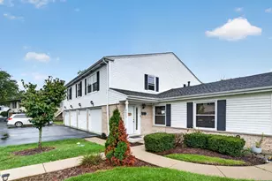 841 Pahl Rd, Elk Grove Village, IL 60007 - Photo 1