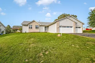 5394 Painted Pony Ln, Loves Park, IL 61111 - Photo 1