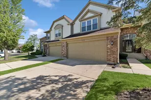 125 Alsace Ct, Bloomingdale, IL 60108 - Photo 1