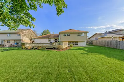 7502 W Lakeside Drive, Frankfort, IL 60423 - Photo 16
