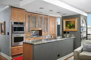 111 E Chestnut St, Chicago, IL 60611 - Photo 12