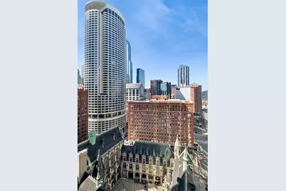 111 E Chestnut Street #22A, Chicago, IL 60611 - Photo 28