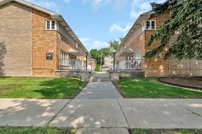 15 S Waiola Avenue #6, La Grange, IL 60525 - Photo 1