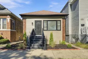 710 E 92nd Pl, Chicago, IL 60619 - Photo 2