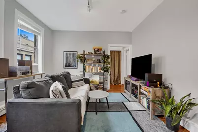 636 W Waveland Avenue #4D, Chicago, IL 60613 - Photo 4