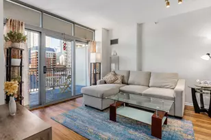 600 N Dearborn St, Chicago, IL 60654 - Photo 2