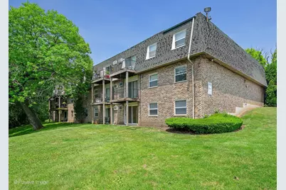 10130 S 84th Terrace #11107, Palos Hills, IL 60465 - Photo 2