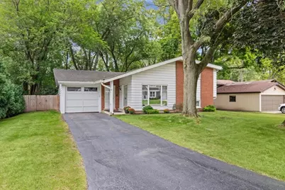 535 Edens Lane, Northfield, IL 60093 - Photo 1