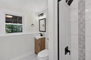 730 Hillcrest Blvd, Hoffman Estates, IL 60169 - Photo 16