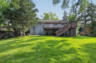 730 Hillcrest Blvd, Hoffman Estates, IL 60169 - Photo 22