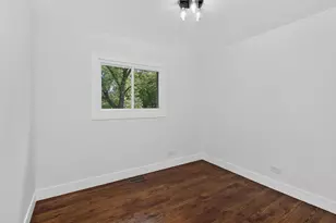 730 Hillcrest Blvd, Hoffman Estates, IL 60169 - Photo 12