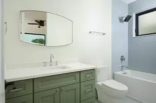 513 W 28th Pl, Chicago, IL 60616 - Photo 18