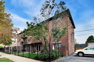 2600 W Walton St, Chicago, IL 60622 - Photo 1