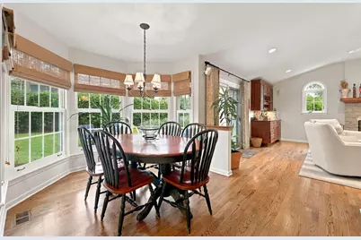 2068 N Butternut Ln Lane, Northbrook, IL 60062 - Photo 14