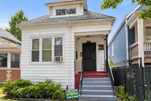 8510 S Burnham Ave, Chicago, IL 60617 - Photo 1
