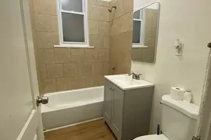 6618 S Marquette Rd, Chicago, IL 60637 - Photo 4
